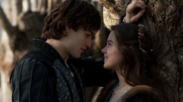 romeo_and_juliet_hailee_stansfield_douglas_booth