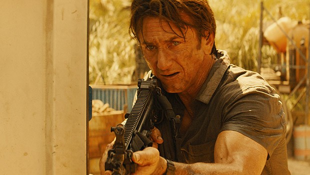 Sean-Penn-in-The-Gunman